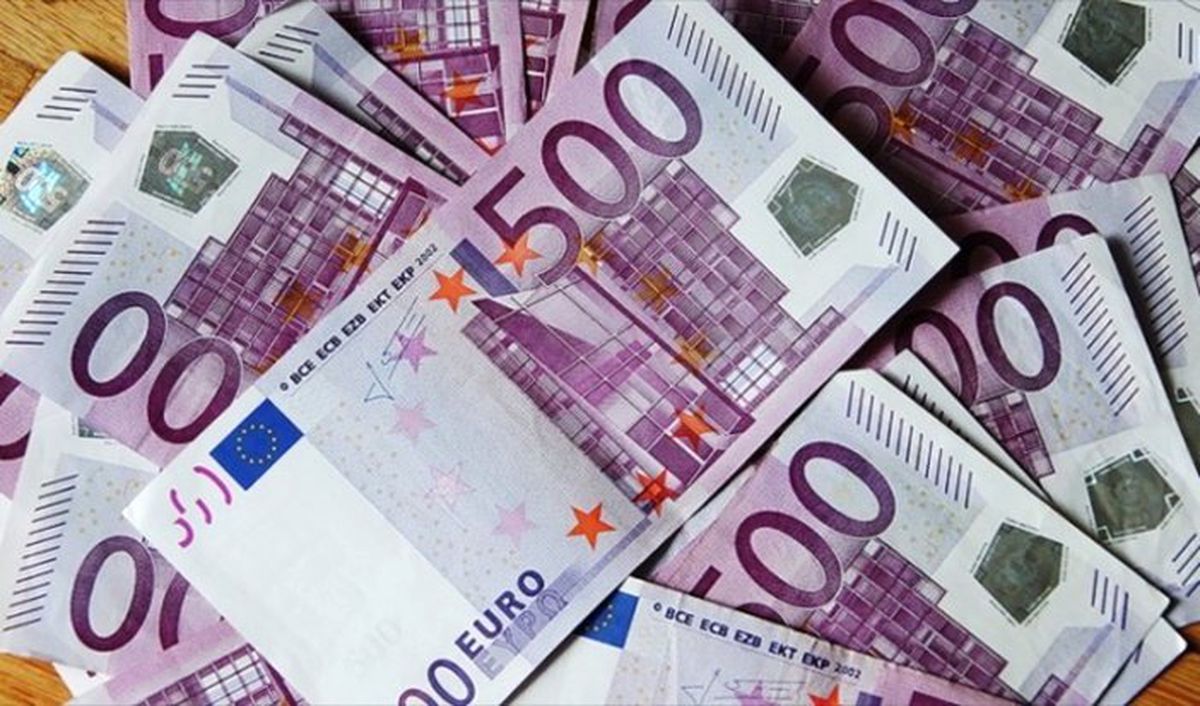 AB, Türkiye\'deki Suriyeliler için 2,22 milyar euro aktardı