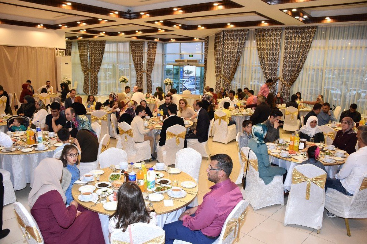 Atb Çalışanları Geleneksel İftar Yemeğinde Buluştu