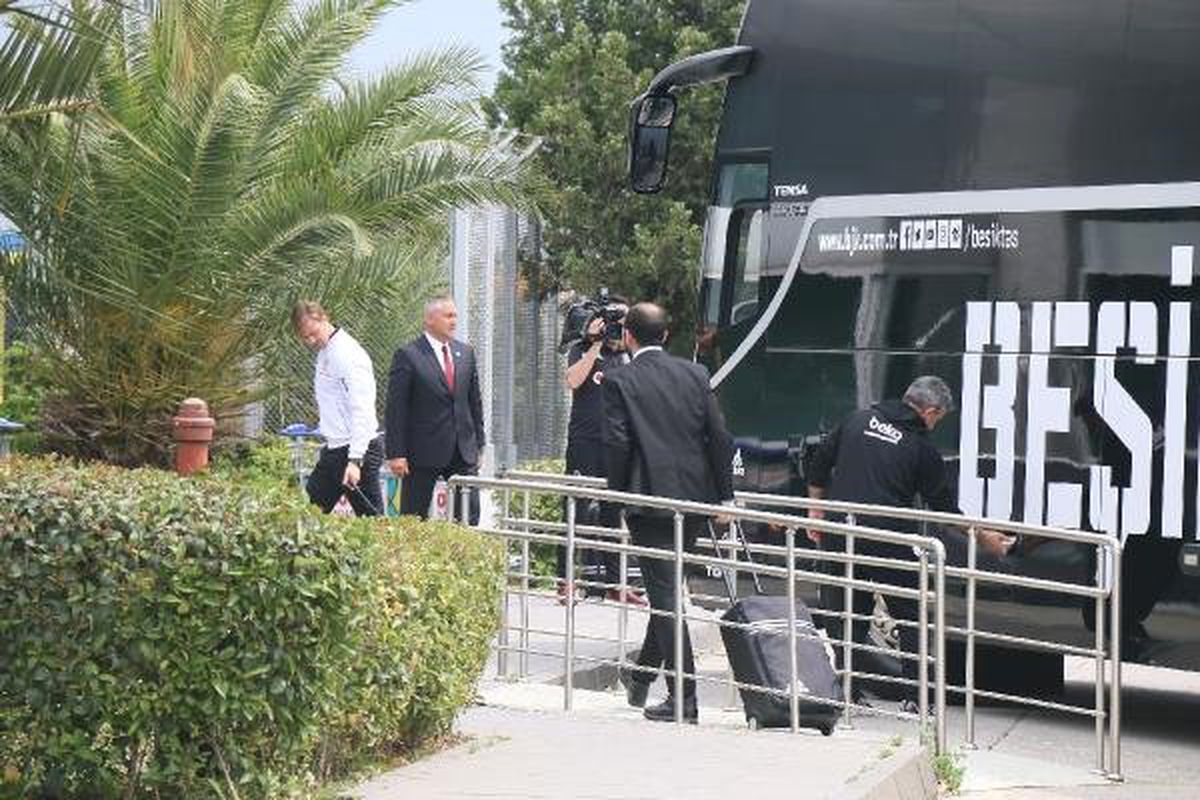 Beşiktaş, Trabzon\'a Gitti