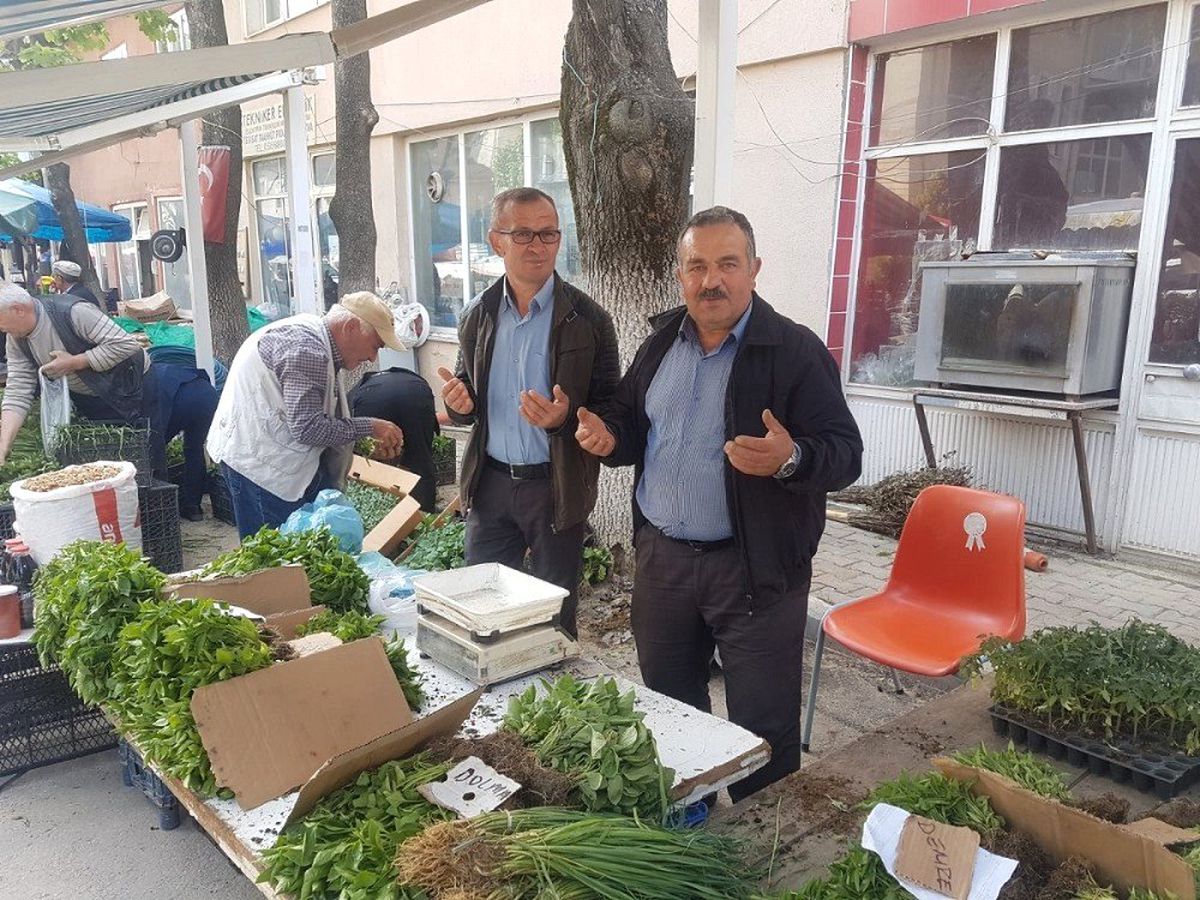 Bu Pazar Dualarla Açılıyor