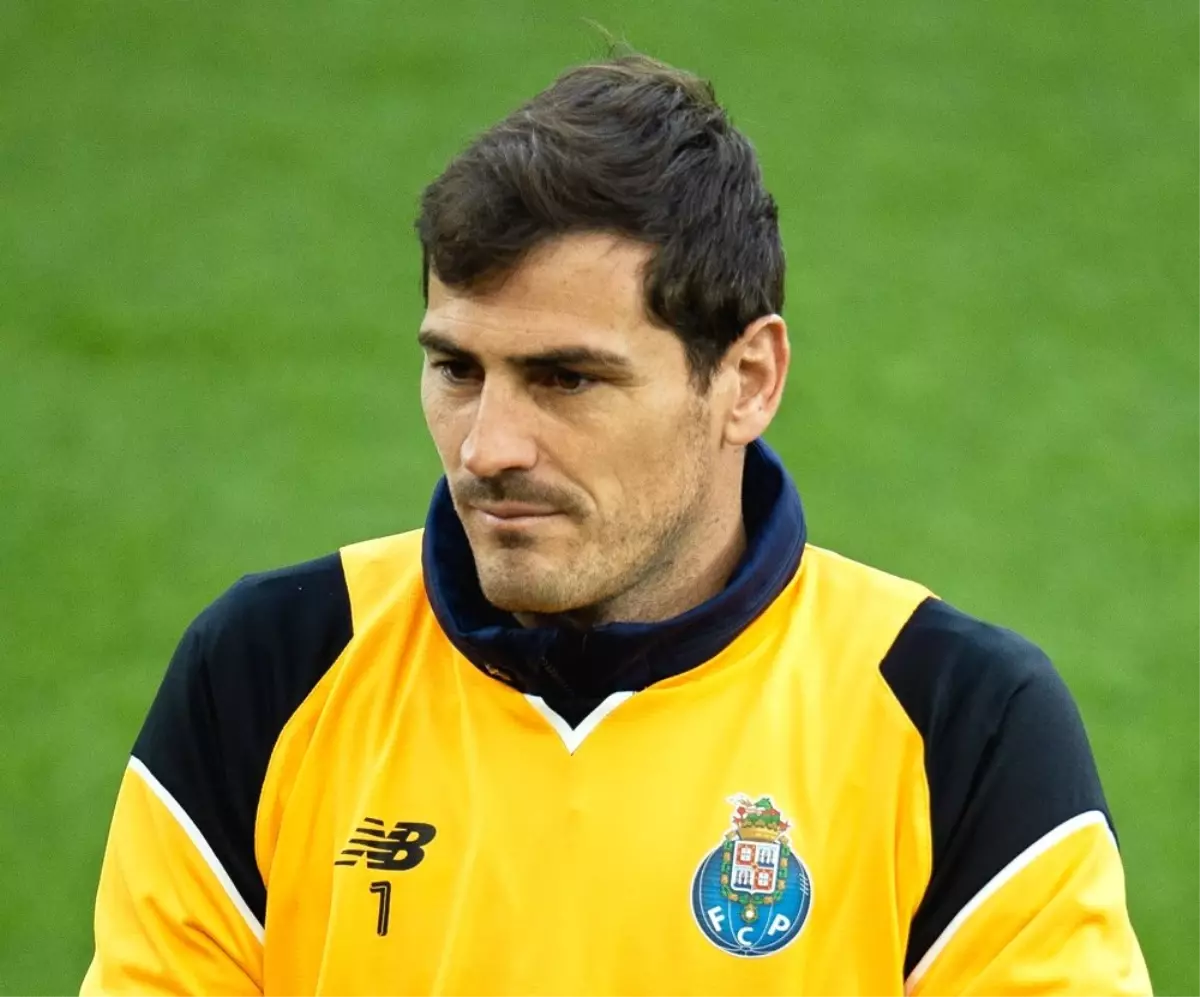 Casillas Futbolu Bıraktı