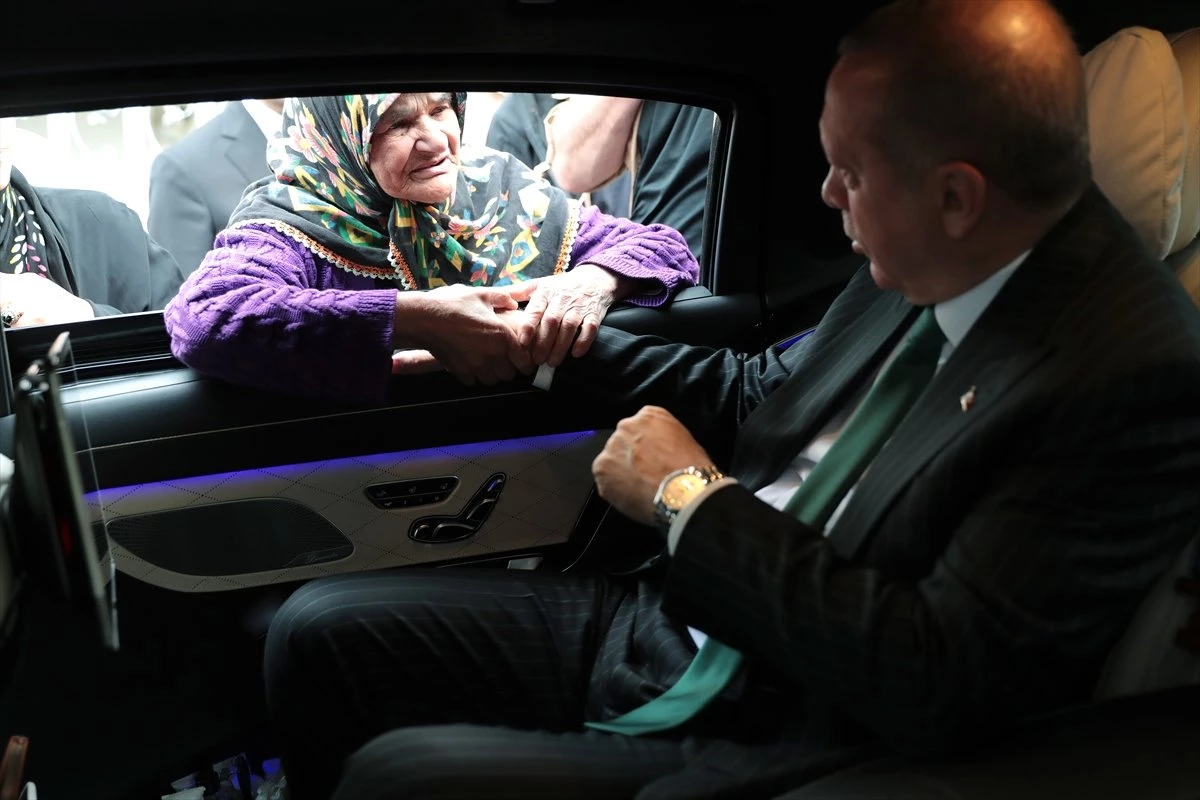 Cumhurbaşkanı Erdoğan İstanbul\'da