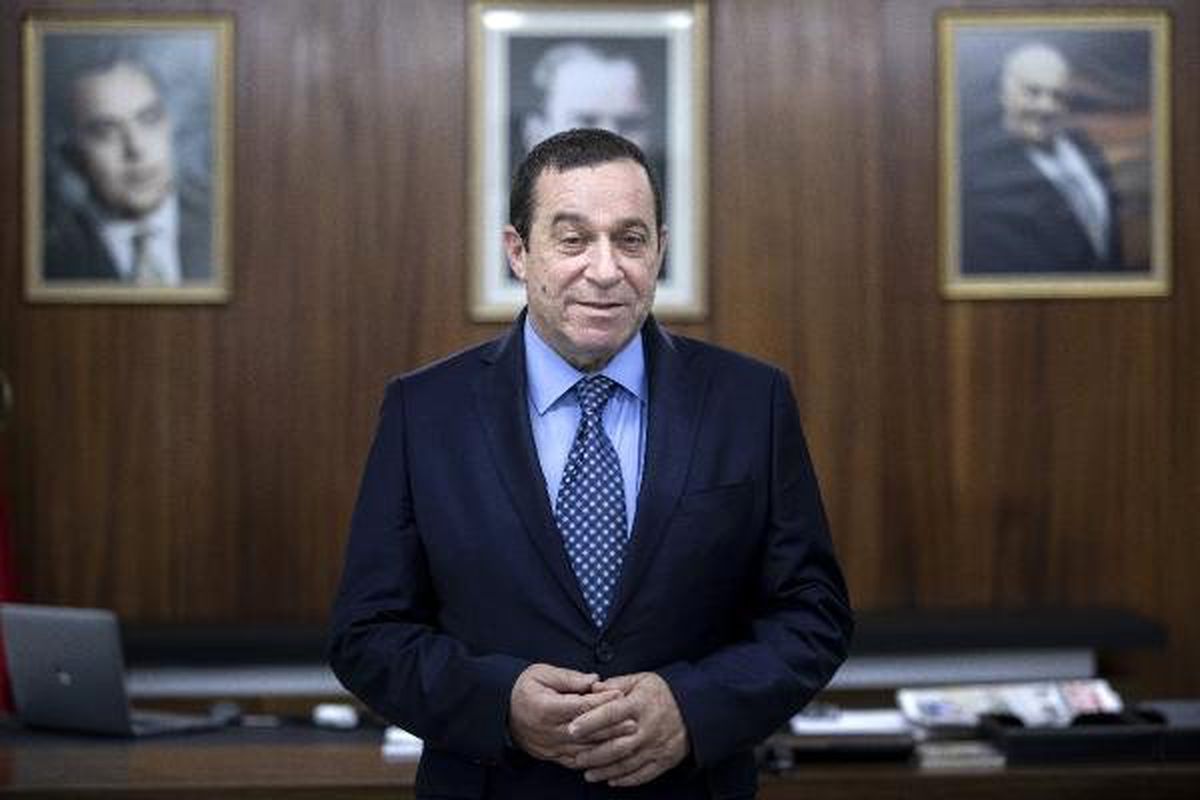 Denktaş: Rumlar, Ada\'yı Ateşe Atacak Adımlar Atıyorlar