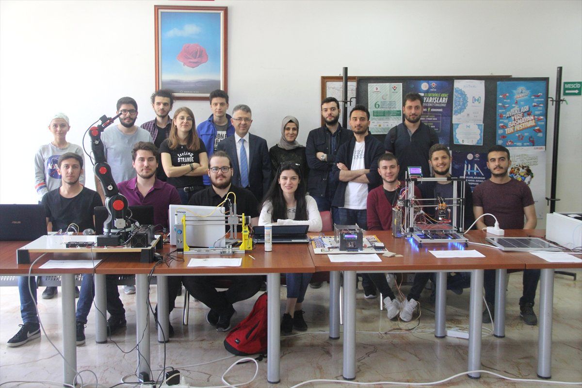 Dpü\'de "Elektrik Elektronik Proje Sergisi"