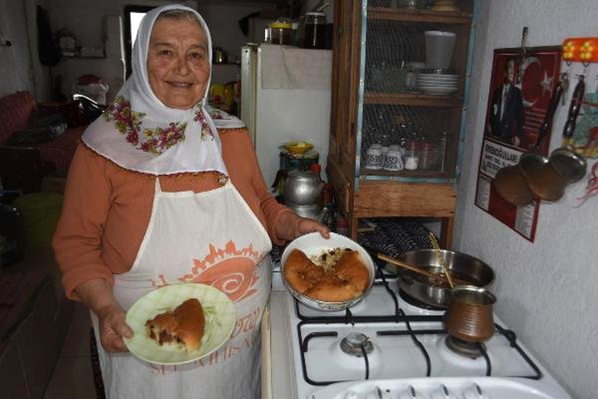 Ege\'nin Ramazan Hediyesi Dolmalık Ekmek, Raflarda Yerini Aldı