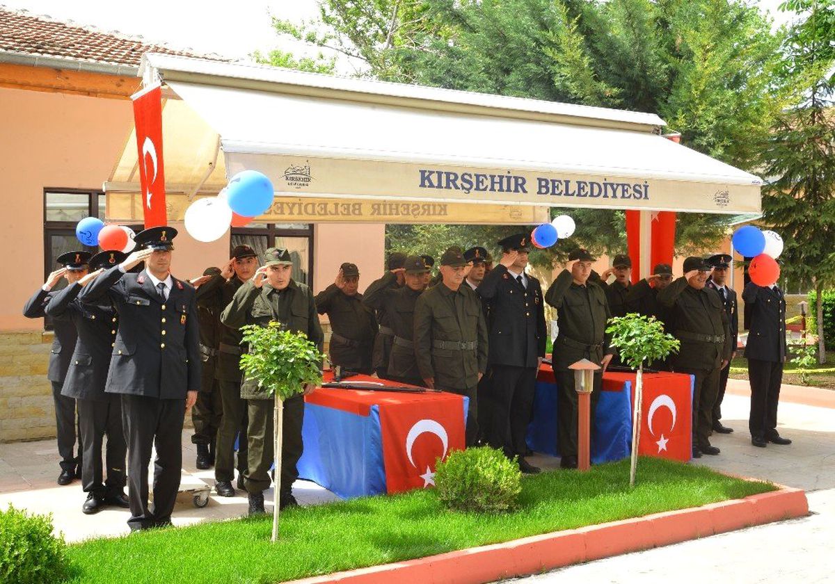Engelli 15 Kişi Bir Günlüğüne Asker Oldu