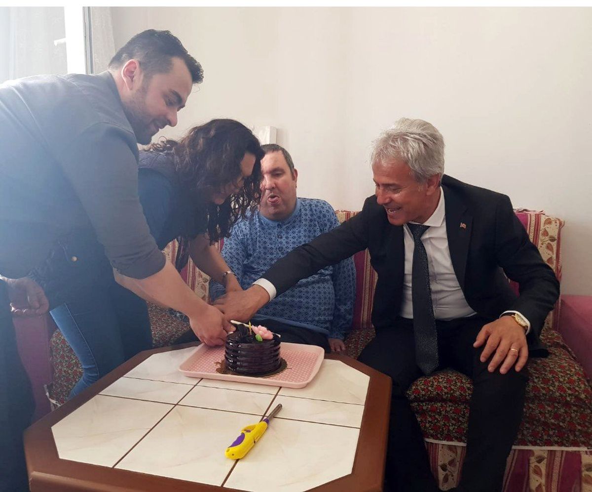 Engelli Gence Doğum Günü Sürprizi