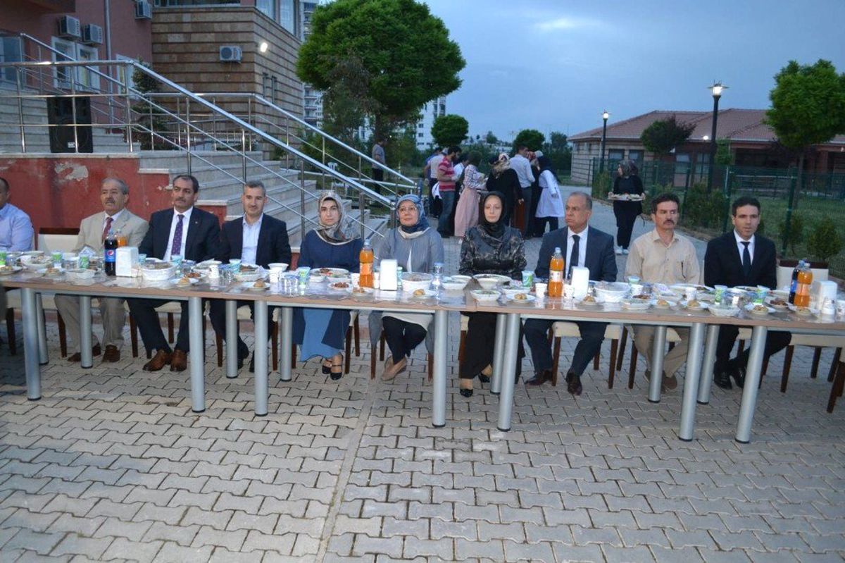 Engelliler İftar Sofrasında Buluştu