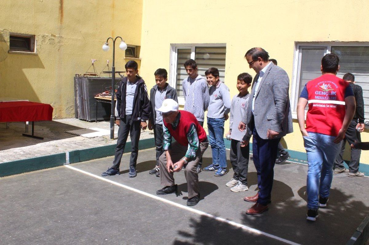 Erzincan\'da Gençlik Haftası Kutlamaları Devam Ediyor