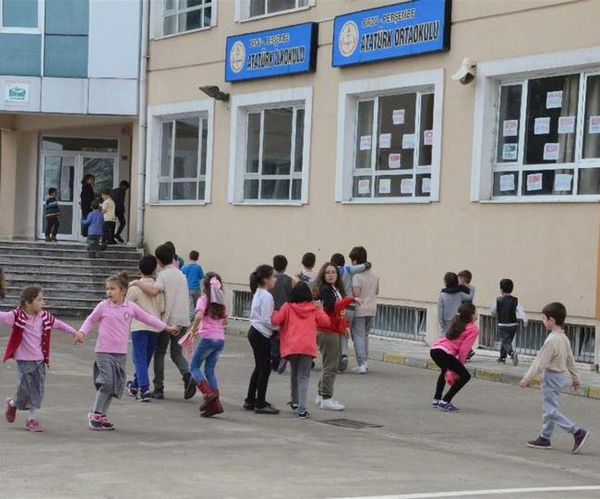 FETOB Ara Tatil Kararından Memnun