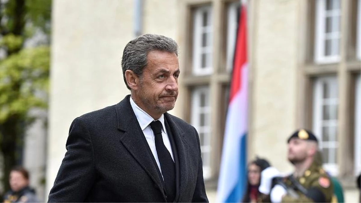 Fransa Anayasa Konseyi Sarkozy\'nin Yargılanmasının Önünü Açtı