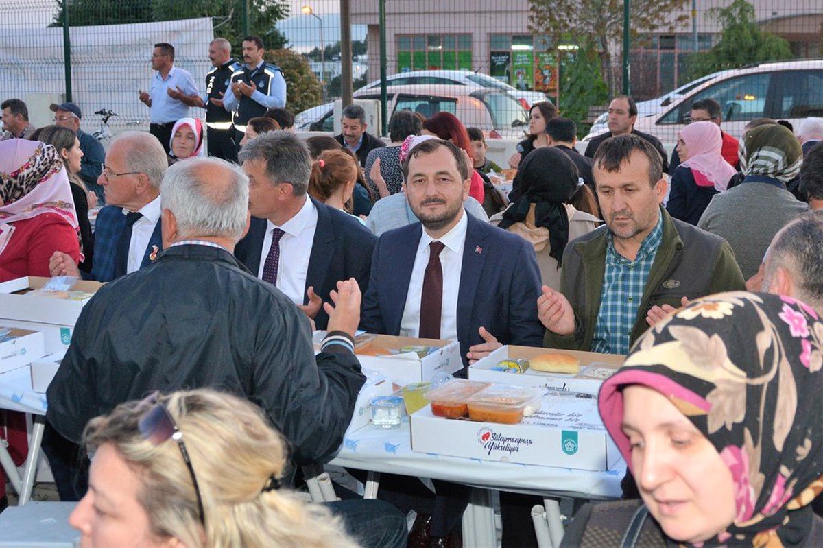 Gönül Sofrası Bahçelievler Mahallesi\'nde Kuruldu