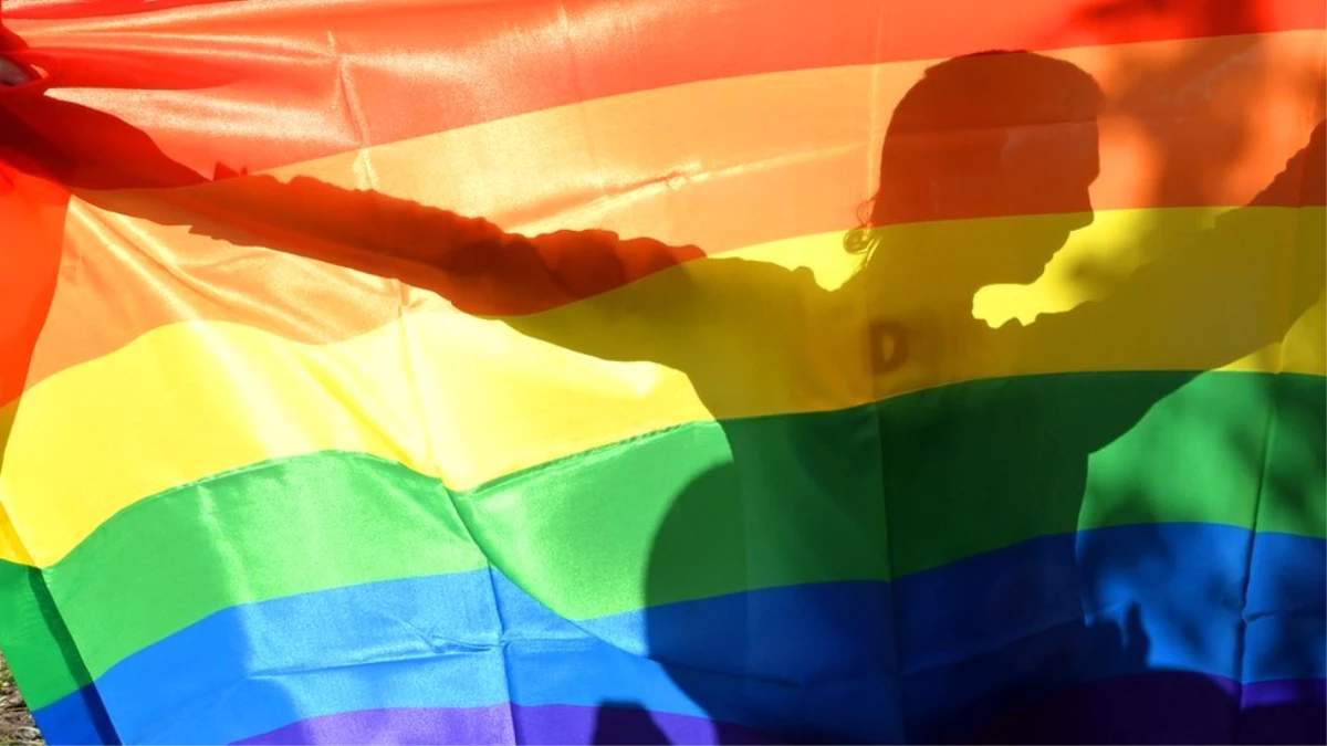 Homofobi ve Transfobi Karşıtlığı Günü: Homofobi Psikolojik Bir Rahatsızlık Mı?