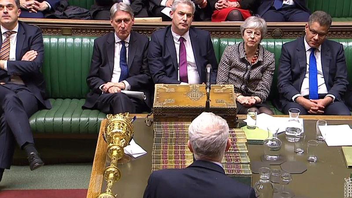 İngiltere\'de Partiler Arası Brexit Görüşmeleri Çöktü