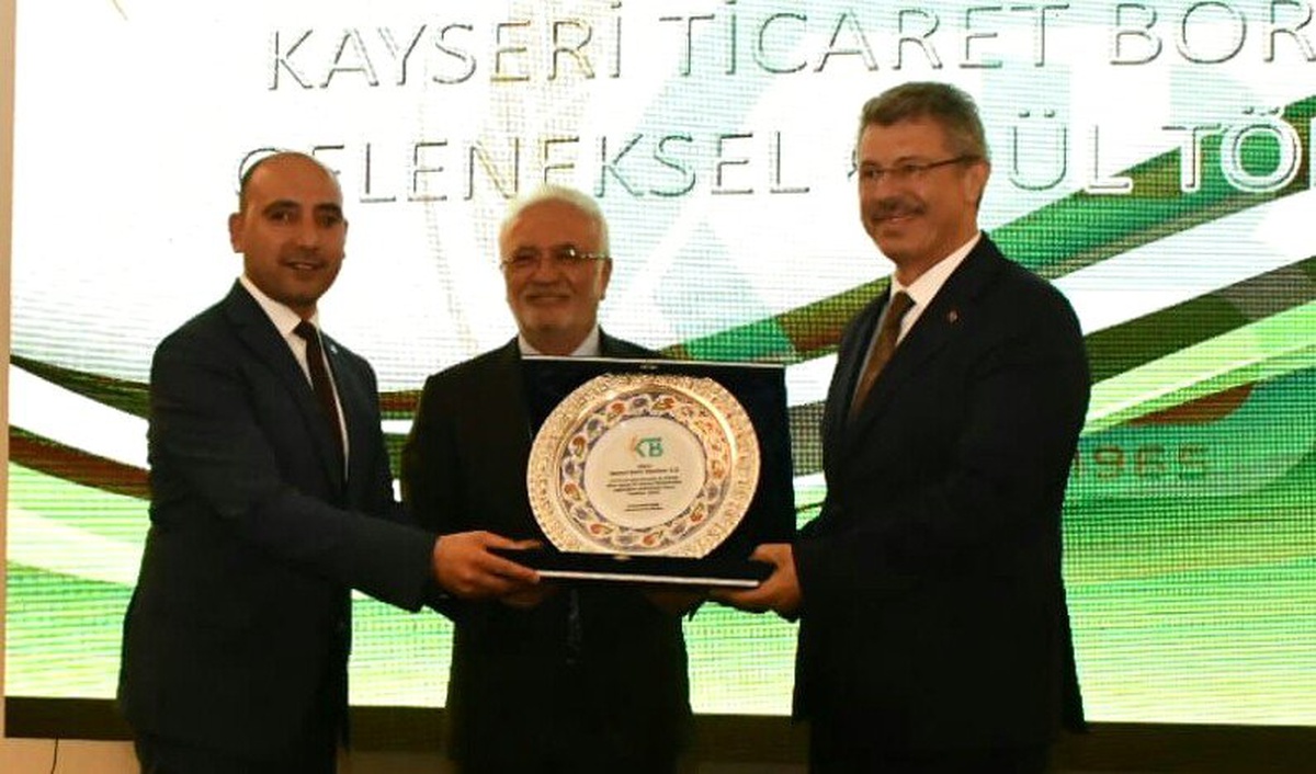 Kayseri Ekonomisine Katkı Sağlayan En İyi 10 Üye Ödüllerini Aldı