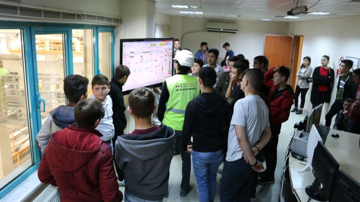 Lise Öğrencilerinden Emet Bor Tesislerinne Teknik Gezdi
