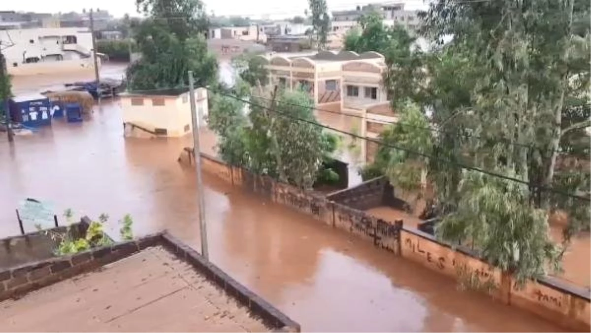 Mali\'de Sel Felaketi: 15 Ölü