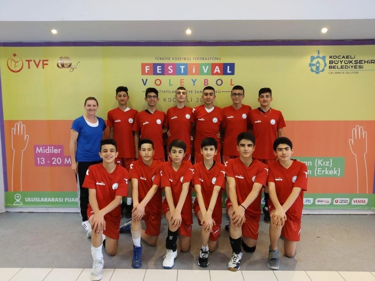 Melikgazi Belediyespor 16 Takım Arasında