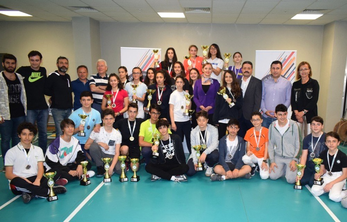 Nilüfer Spor Şenlikleri\'ne 24 Bini Aşkın Öğrenci Katıldı