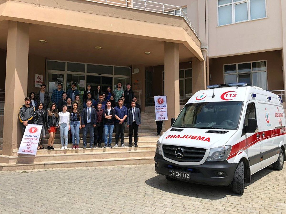 Öğrencilere Ambulans Eğitimi Verildi