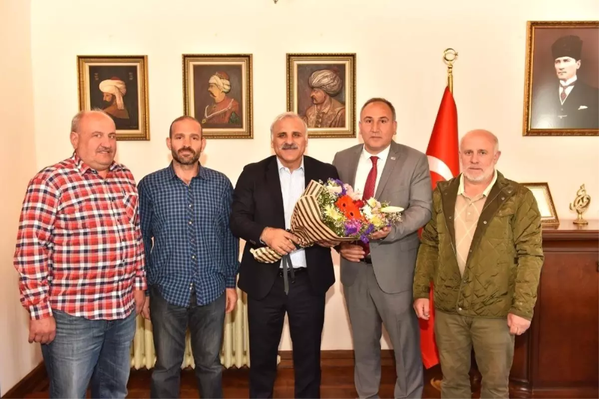 Sanayi Esnafının Başkan Zorluoğlu\'na Ziyaretinde Sanayinin Taşınması Gündeme Geldi