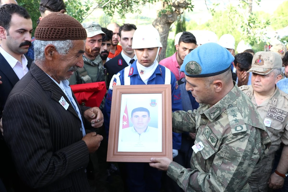 Şehit Güvenlik Korucusu Koçak Son Yolculuğuna Uğurlandı