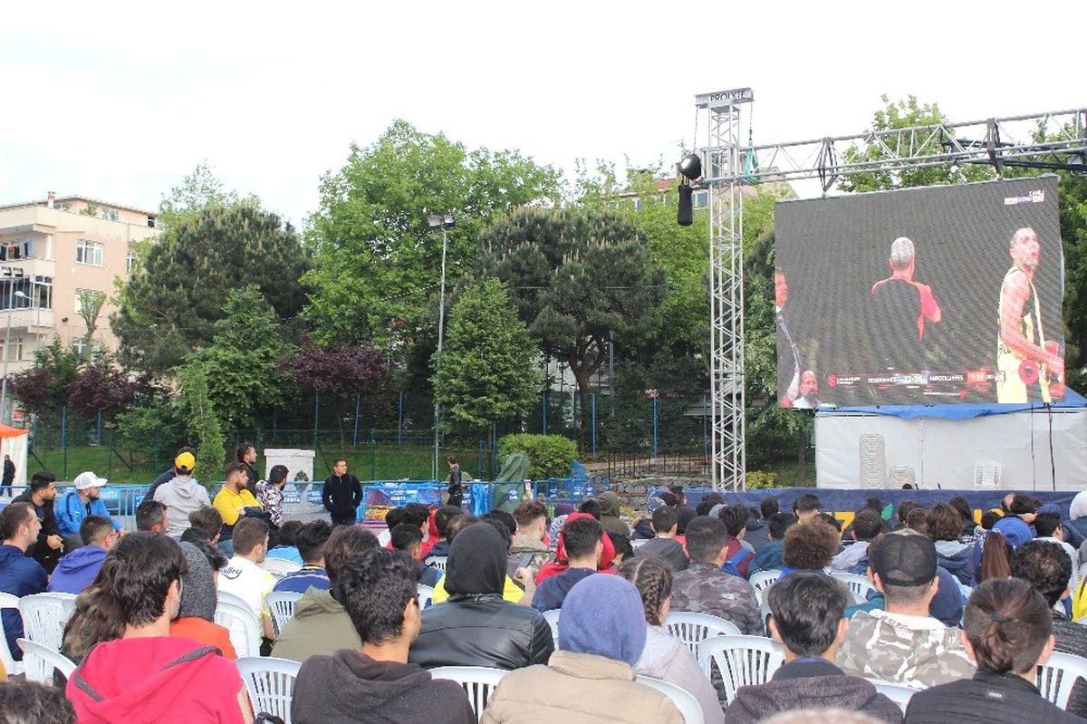 Sultangazi\'de Dev Ekranda Final Four Heyecanı