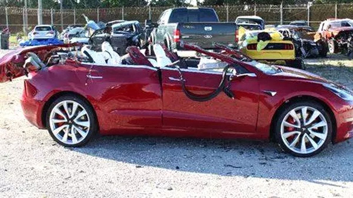 Tesla\'nın Otopilotu, Yine Ölümlü Bir Kazadan Sorumlu Oldu