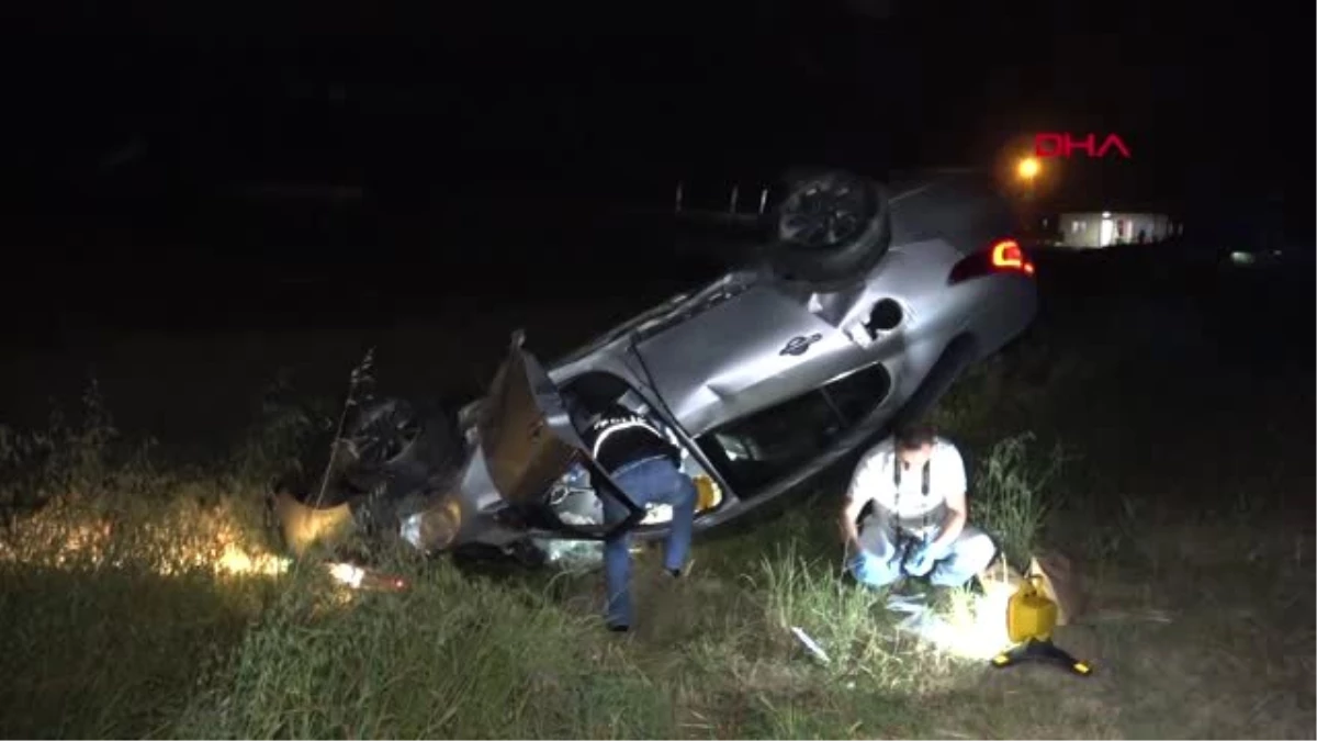 Adana Otomobil Şarampole Uçtu, Araçtan Fırlayan Kadın Öldü