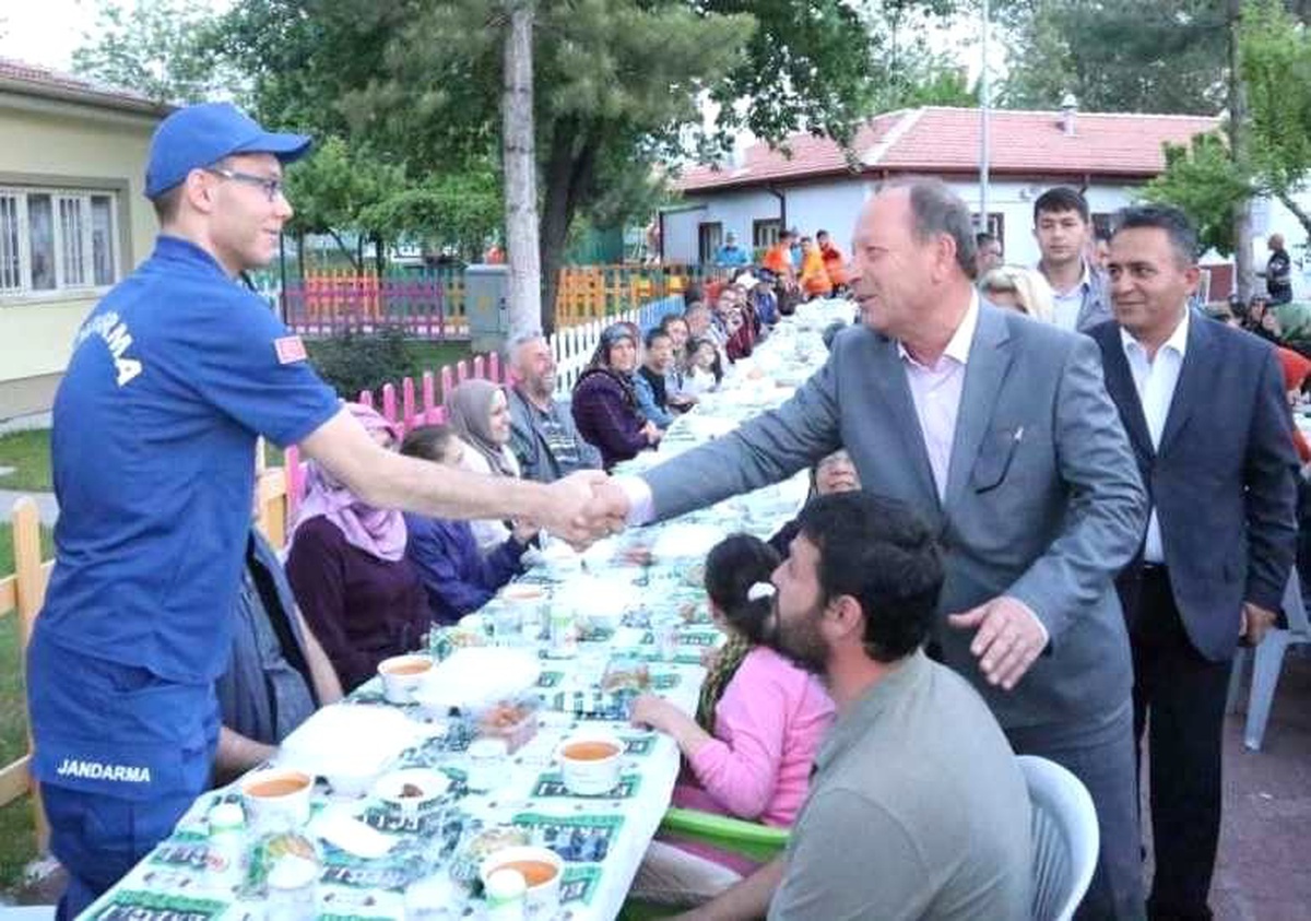 Başkan Oprukçu: "Bizi Birlik ve Beraberlik İçerisinde Tutan Yegane Şey Paylaşmaktır"