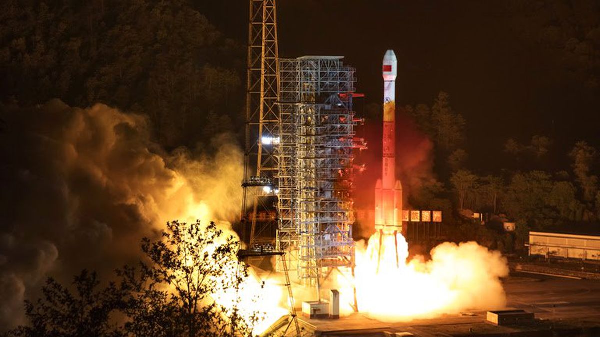 Çin\'den Yeni Beidou Navigasyon Uydusu
