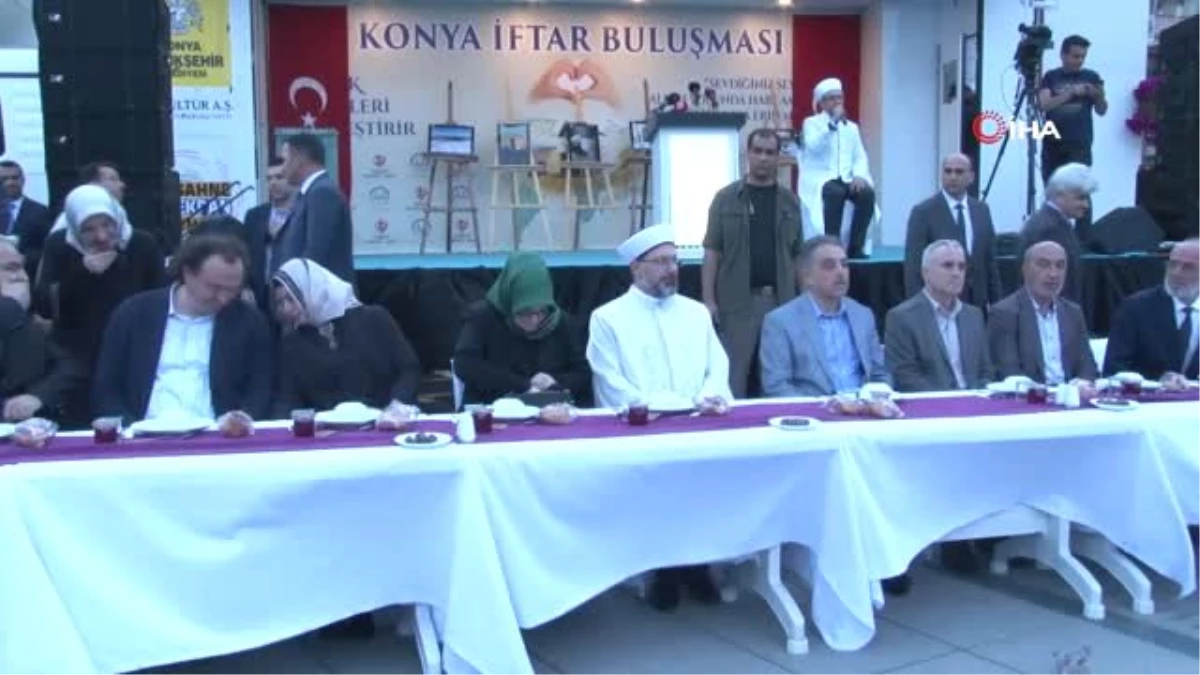 Diyanet İşleri Başkanı Erbaş: "Ramazan Eğlenceleri Teravihleri Engellemesin"