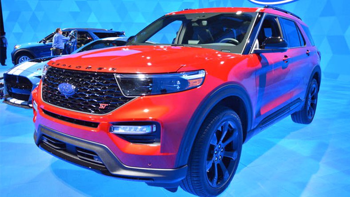 Ford, Hibrit Kamyonetler ve Suv\'lar Üretmek İçin Kolları Sıvadı