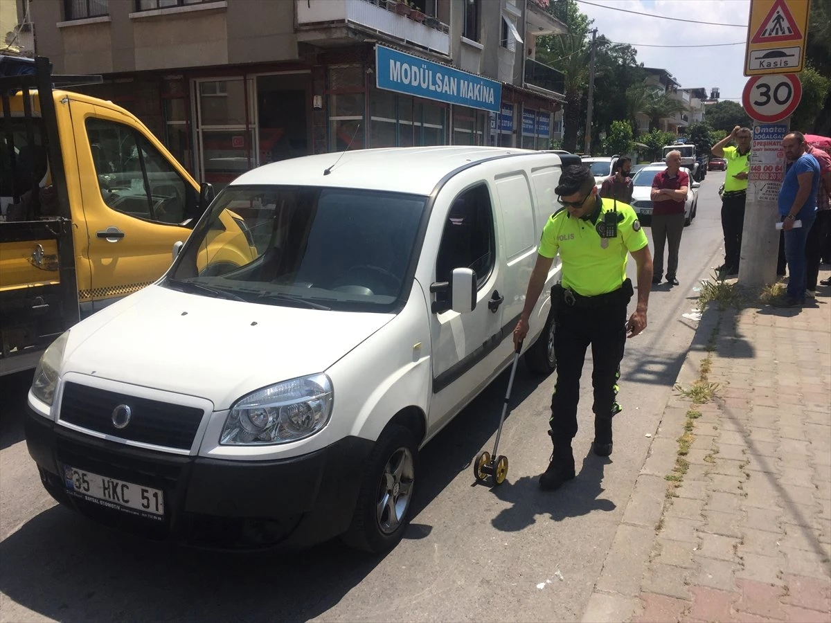 İzmir\'de Trafik Kazası: 1 Ağır Yaralı
