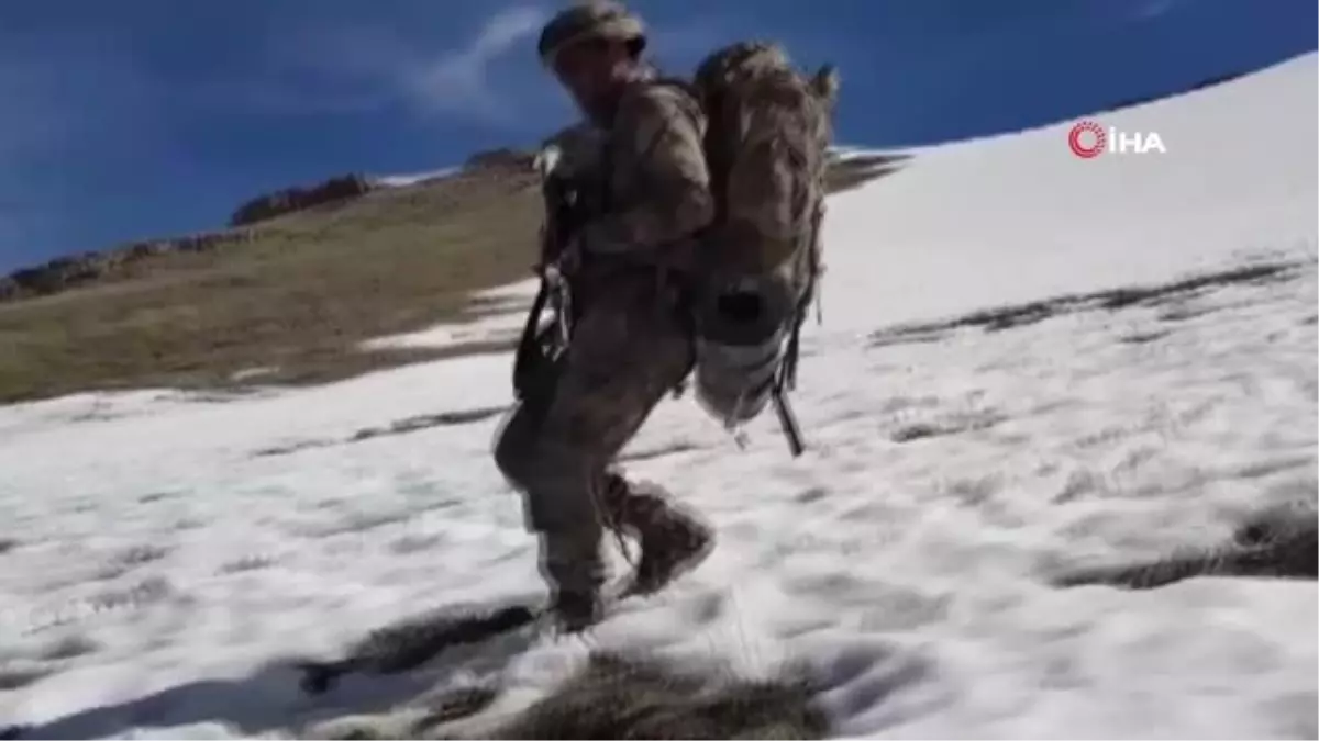 Jandarma, PKK\'ya Ait Çok Sayıda Mühimmat Ele Geçirdi