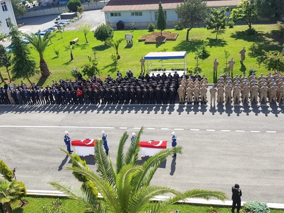 Kayıp Muhabiri Arama Çalışmalarında Suya Kapılarak Şehit Olan Askerler İçin Tören Düzenlendi