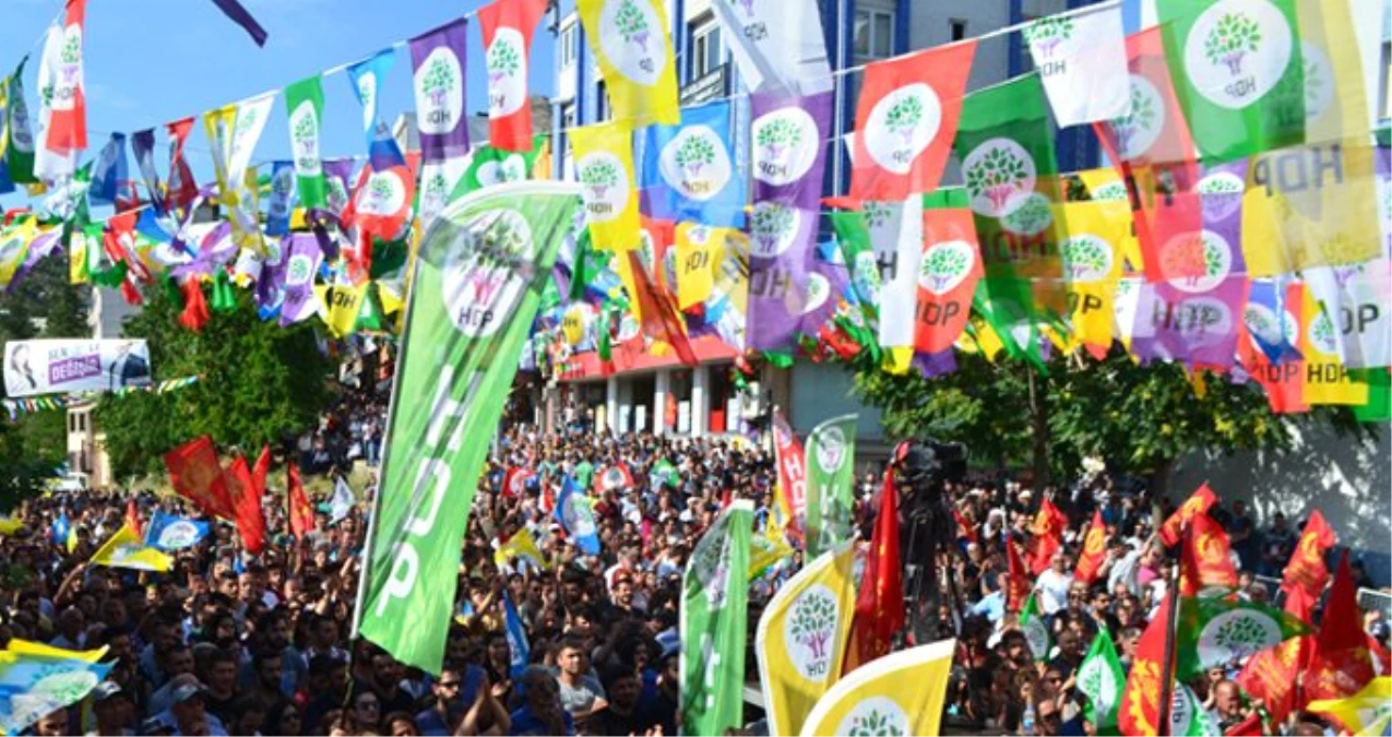 "Öcalan Kararı HDP Oylarını Etkileyecek mi?" Sorusuna HDP\'den Yanıt: Çok Büyük Etkisi Olmaz