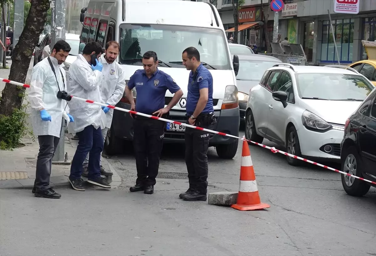 Polisin Dikkati Uyuşturucu Satıcısını Yakalattı