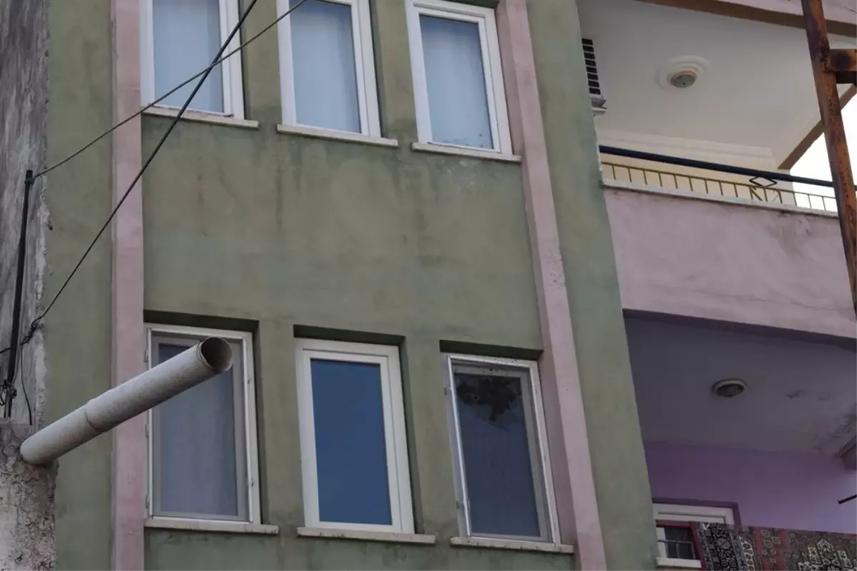 Pompalı Tüfekle Apartmana Saldırdılar