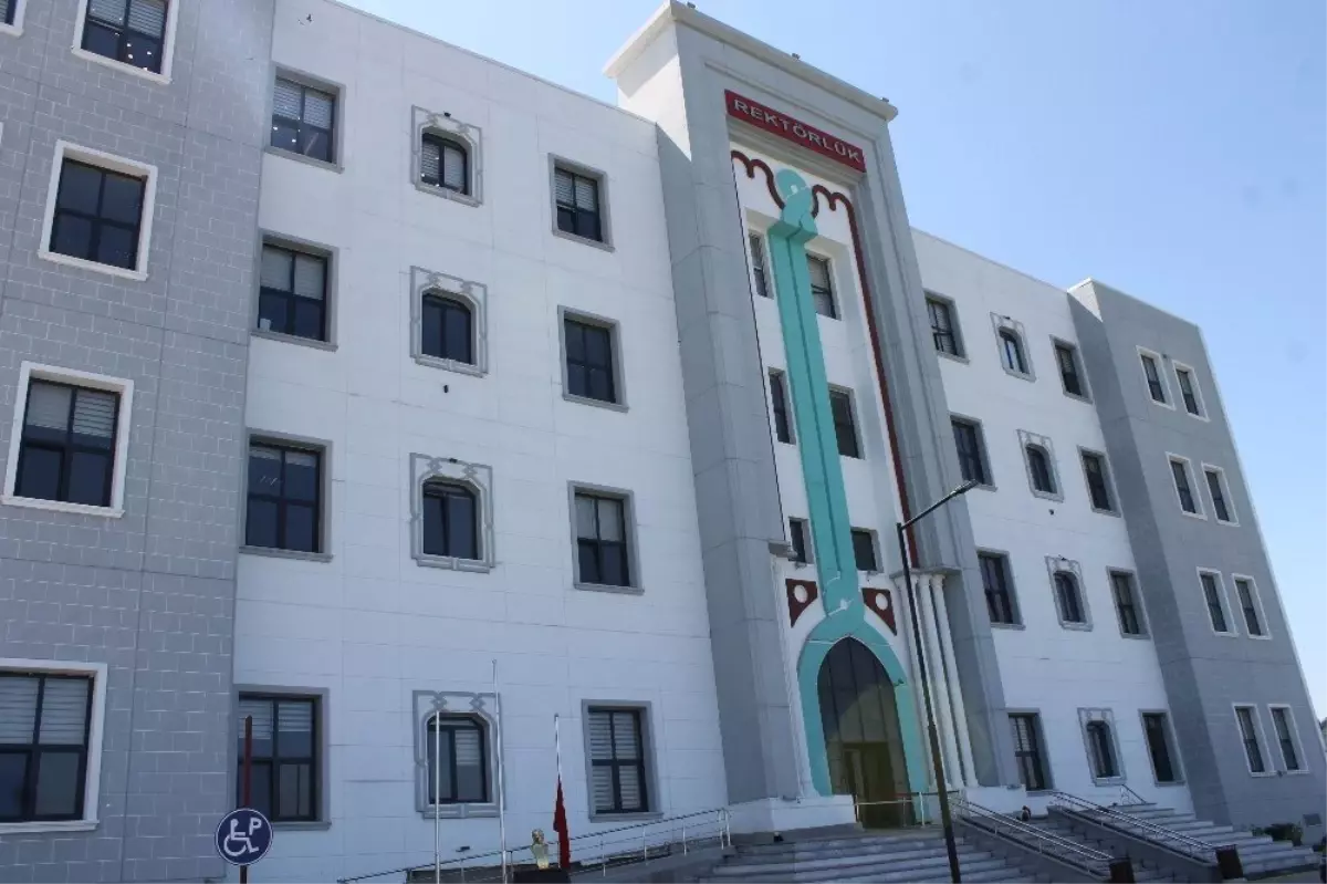 Yalova Üniversitesi "Turuncu Bayrak" Adayı