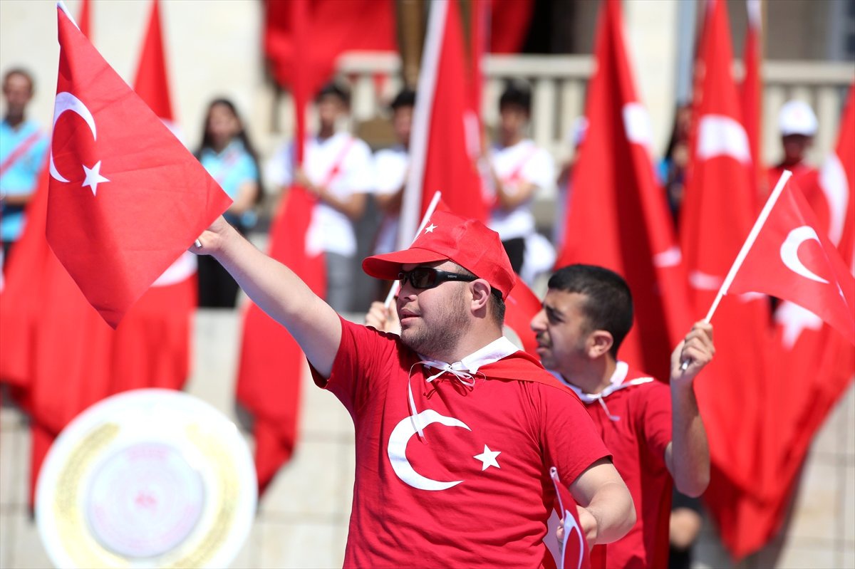 19 Mayıs Atatürk\'ü Anma, Gençlik ve Spor Bayramı