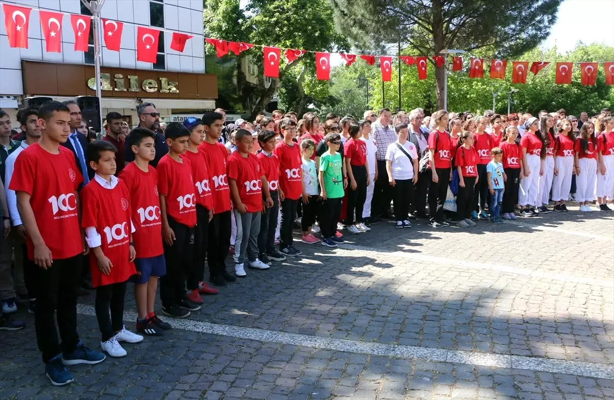 19 Mayıs Atatürk\'ü Anma, Gençlik ve Spor Bayramı