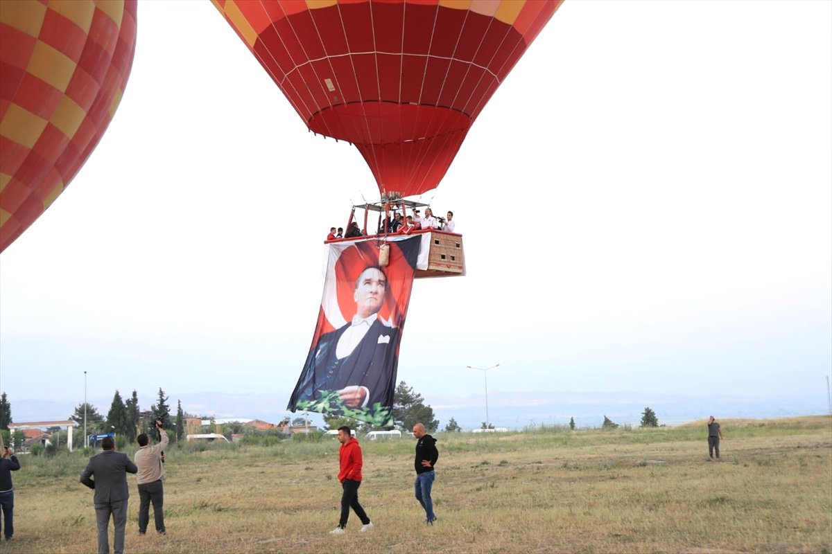 19 Mayıs Atatürk\'ü Anma, Gençlik ve Spor Bayramı