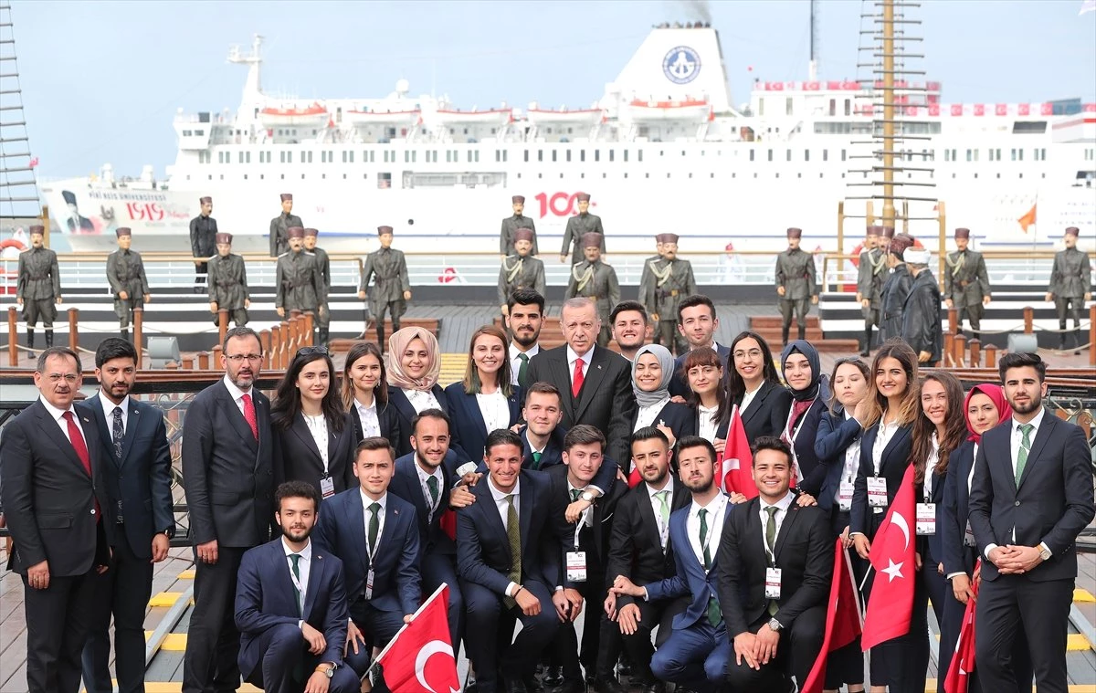 19 Mayıs Atatürk\'ü Anma, Gençlik ve Spor Bayramı 100. Yıl Törenleri