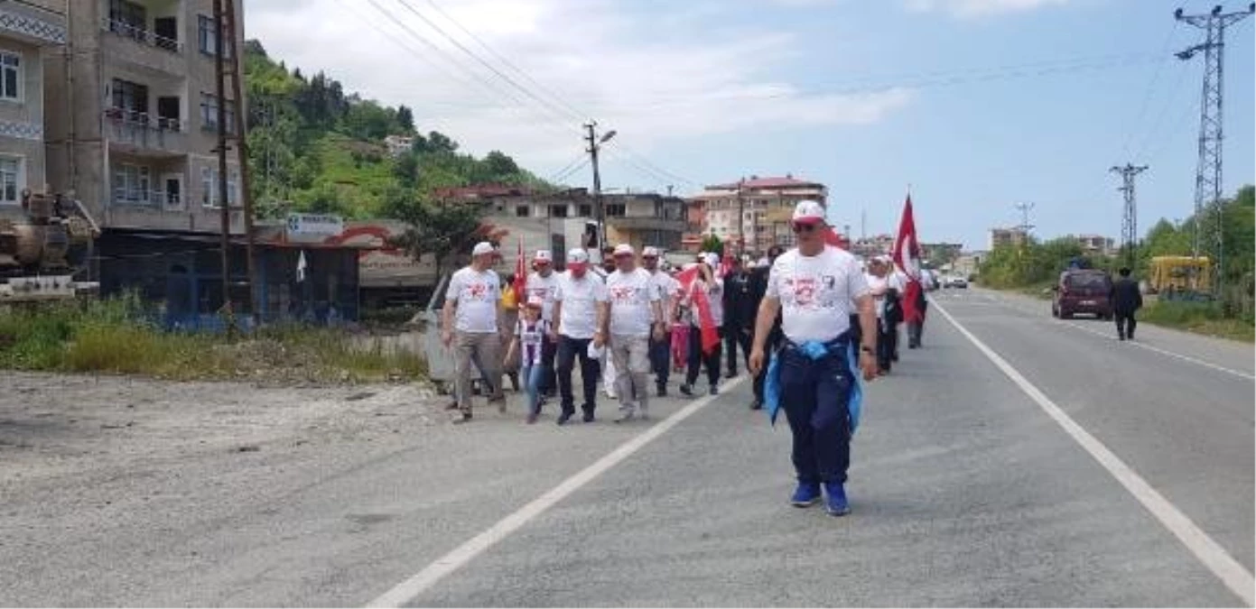 19 Mayıs\'ın 100\'üncü Yılında Hopa\'dan Atatepe\'ye Yürüdüler