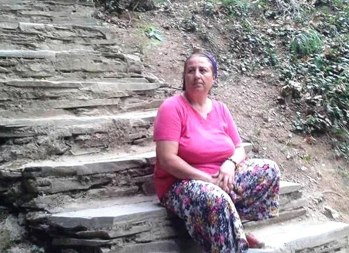 29 Yıllık Eşini Defalarca Bıçaklayarak Öldürdü