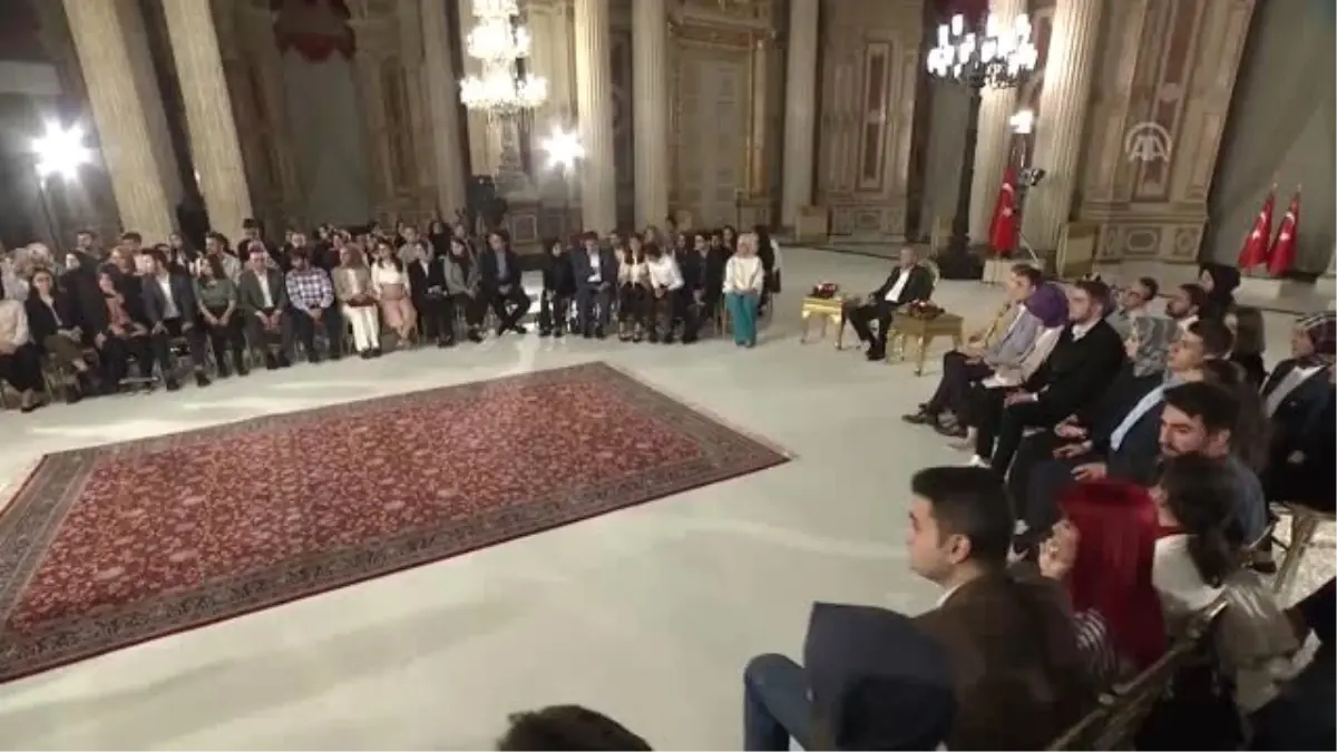 Cumhurbaşkanı Erdoğan, Dolmabahçe Sarayı\'nda Gençlerle Buluştu - Sıfır Atık ve Sürdürülebilir...