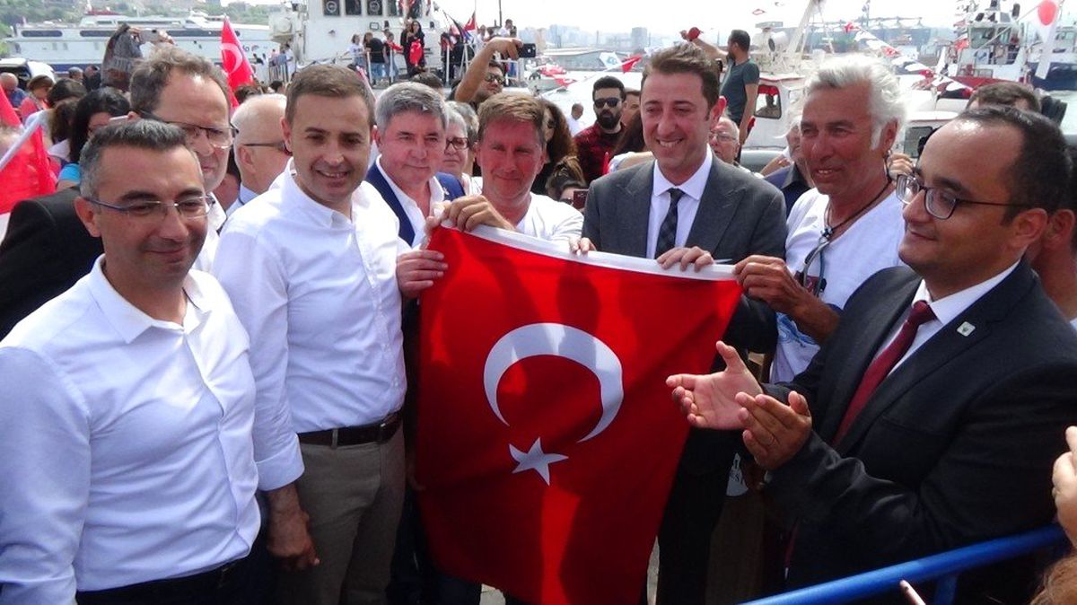 Denizde 19 Mayıs Coşkusu