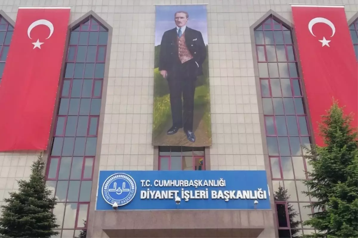 Diyanet İşleri Başkanlığından "Diyanet\'ten Büyük Ayıp" Başlıklı Habere İlişkin Açıklama