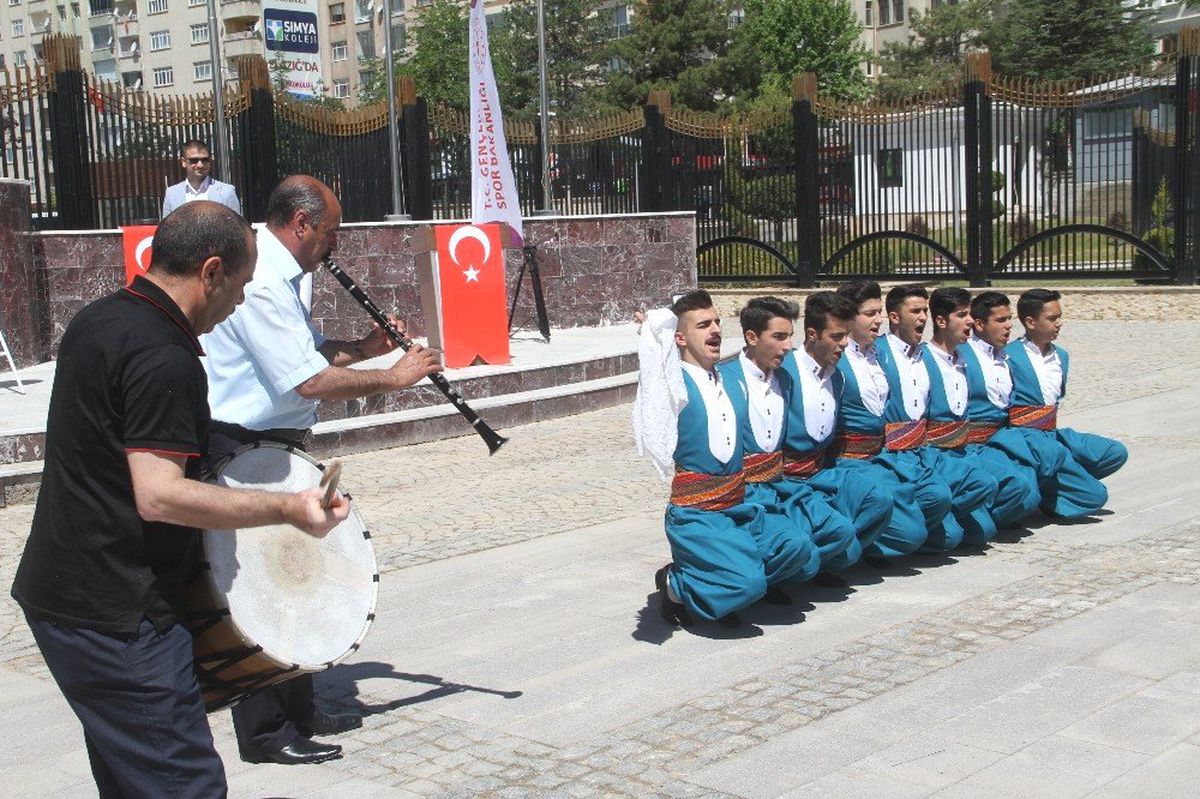 Elazığ\'da 19 Mayıs Kutlamaları
